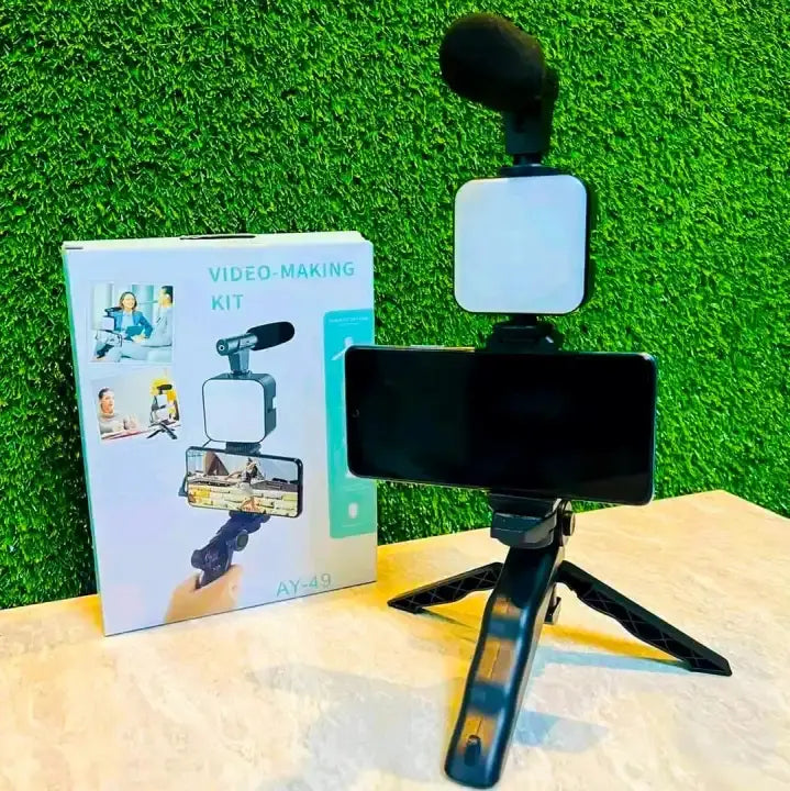 Kit de grabación con trípode, luz y micrófono